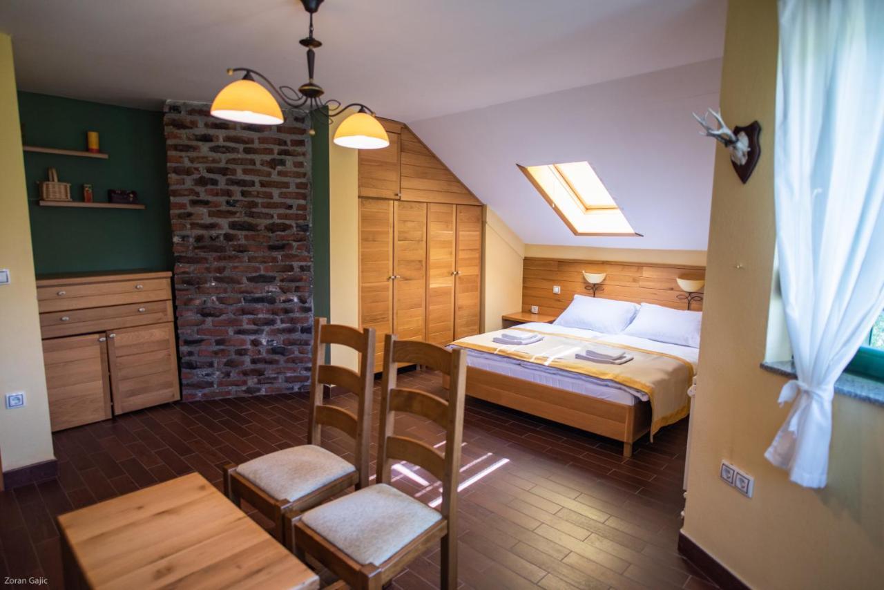 Hotel & Distillery Monogram Gradac  Exteriér fotografie